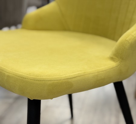 Стул Клэр NEW горчичный Т176, каркас 1R32 черный