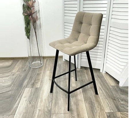 Полубарный стул CHILLI-QB SQUARE латте #25, велюр / черный каркас (H=66cm)